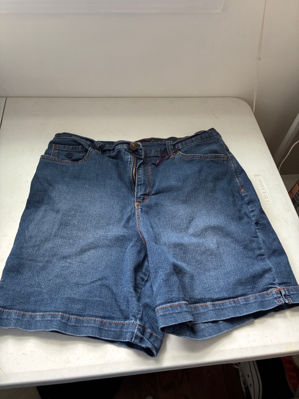 Gloria Vanderbilt Dark Blue Denim Jean Shorts